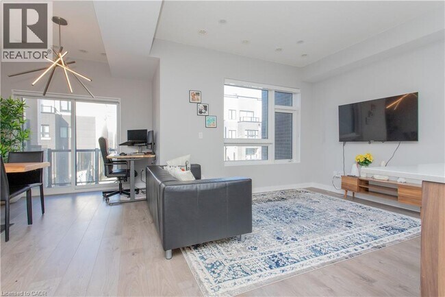 Photo du bâtiment - 1121 Cooke Blvd.