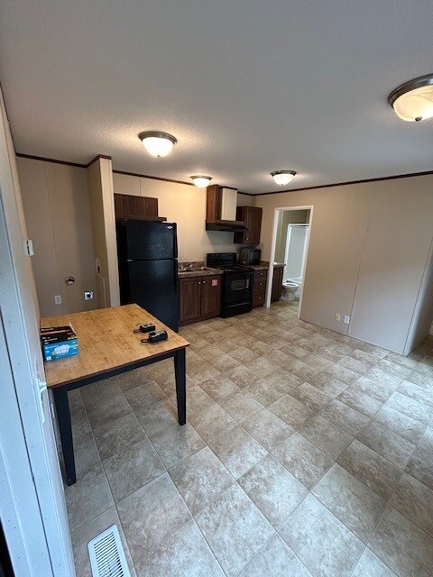 Building Photo - 300 Bierney Creek Rd
