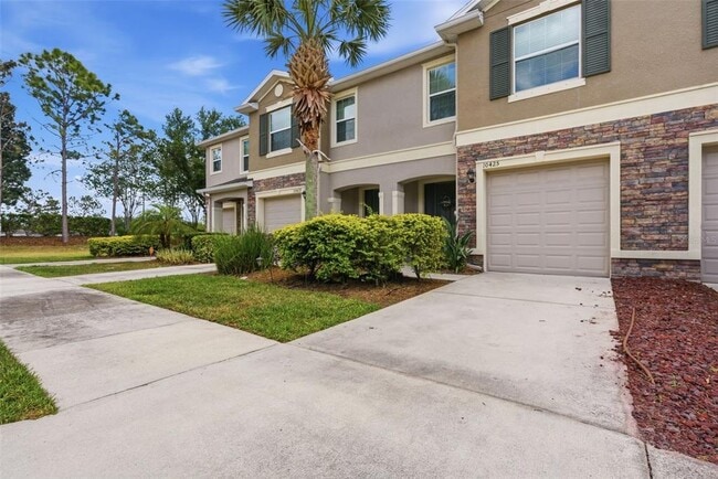 Building Photo - 10425 Red Carpet Ct