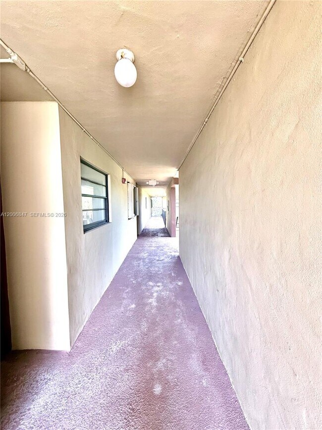 Foto del edificio - 10835 SW 112th Ave