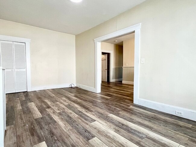 Foto del edificio - 285 W Elm St