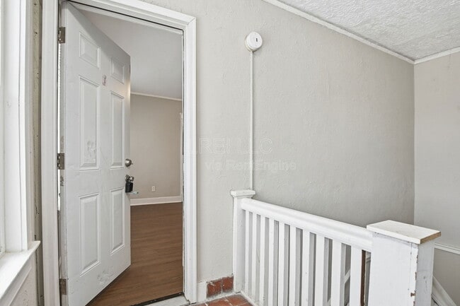 Photo - 701 Hazel St Apartment