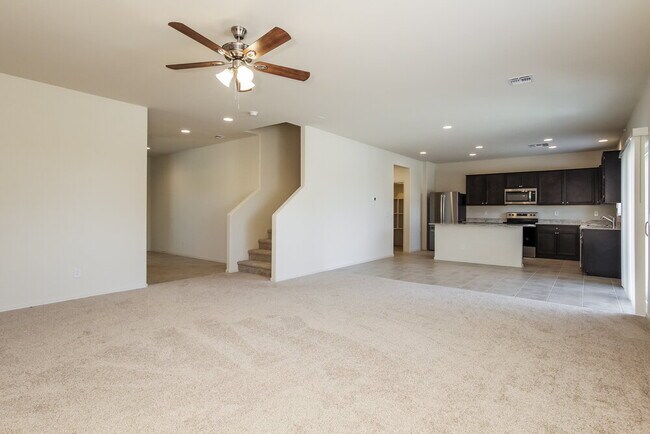 Foto del edificio - 5012 S 109th Dr