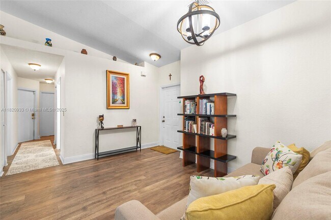 Foto del edificio - 15066 SW 22nd St