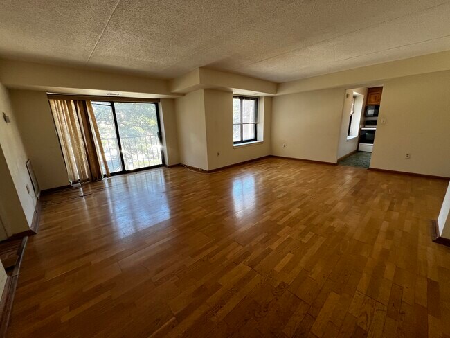 Foto del edificio - 1253 Beacon St