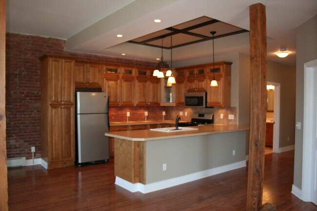 Foto del edificio - 23 South Main St Apt 4
