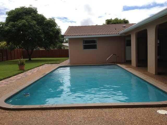 Building Photo - Northwest 84th Lane, Coral Springs, FL 33071 - 5 BR 3 BA single-family home