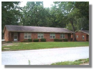 Primary Photo - 203-209 Plowden Ave