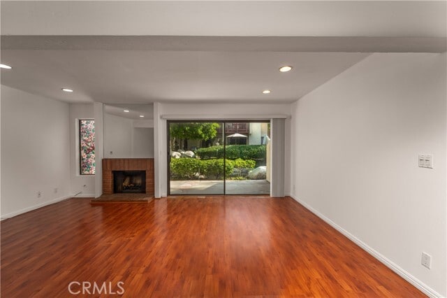 Building Photo - 5720 Owensmouth Ave