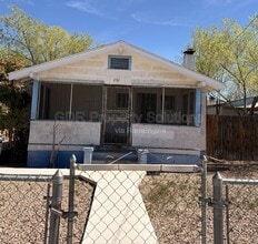Building Photo - 116 Princeton Dr SE