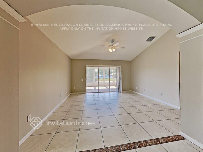 Building Photo - 10218 Hunters Haven Blvd