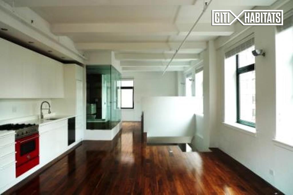 Foto principal - 14 E 4th St