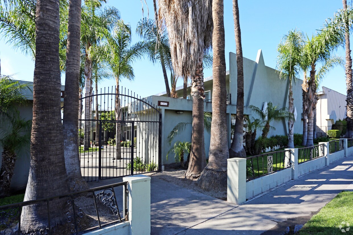Foto principal - 802 S Raitt St