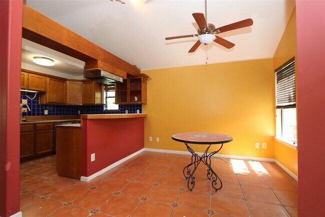 Foto del edificio - 3135 Weatherford St