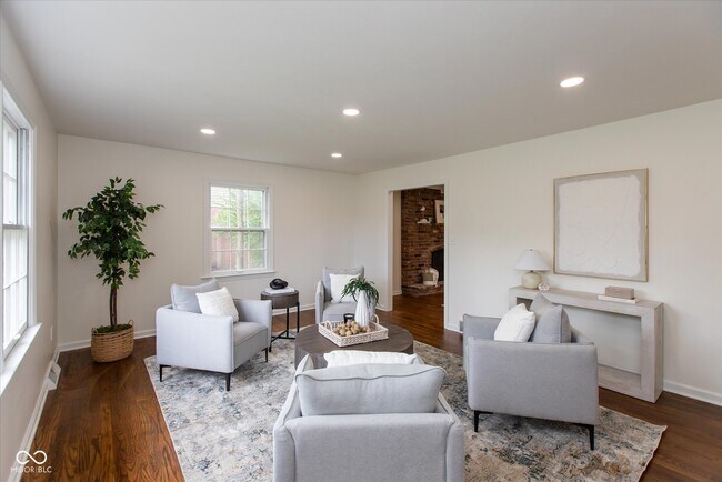 Foto del edificio - 6838 Johnson Rd