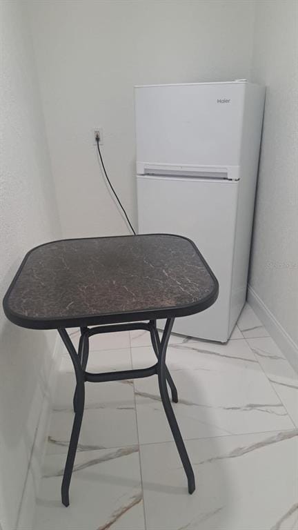 Foto del edificio - 1405 W Rambla St