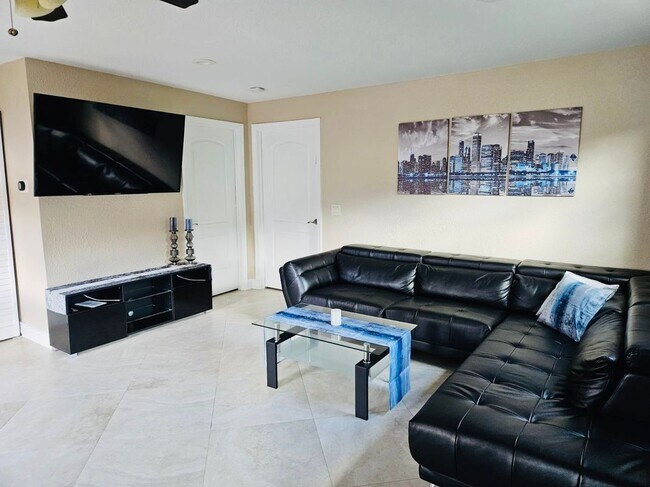 Foto del edificio - 1650 SW 117th Ave