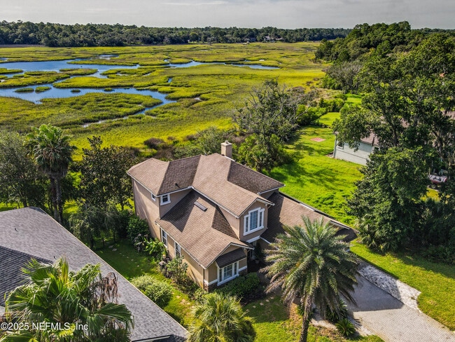 Foto del edificio - 96218 Windsor Drive