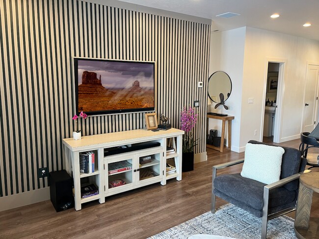 Foto del edificio - 5040 W Zion Rd