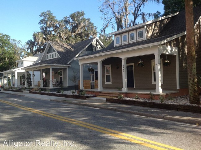 Building Photo - 5 br, 5 bath House - 1221 NW 7th Ave