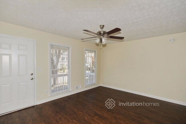 Building Photo - 4660 Candlewyck Way