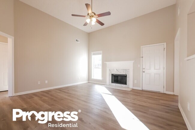 Building Photo - 8062 Mustang Ln