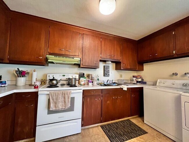 Building Photo - Charming 2-bedroom Apartment in West Loveland