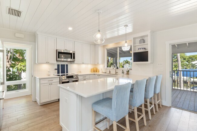 Foto del edificio - 161 1st St E