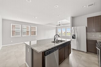Building Photo - 24814 Scarlatti Cantata Dr