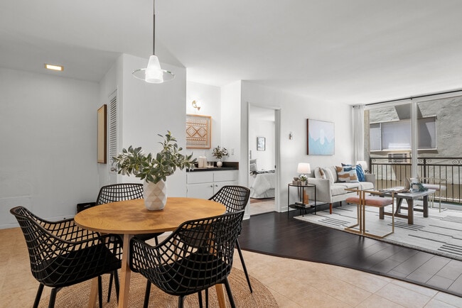 Foto del edificio - 1885 Veteran Ave