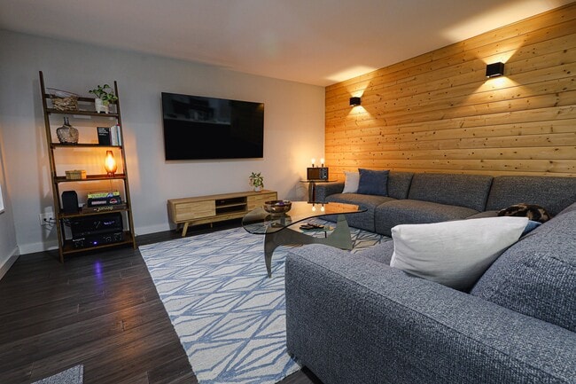 Foto del edificio - 18912 46th Ave S