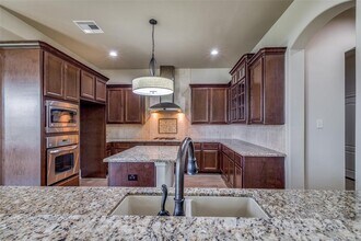 Building Photo - 27323 Piney Ranch Ln