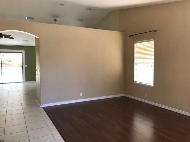 Foto del edificio - 7260 E Monte Ave