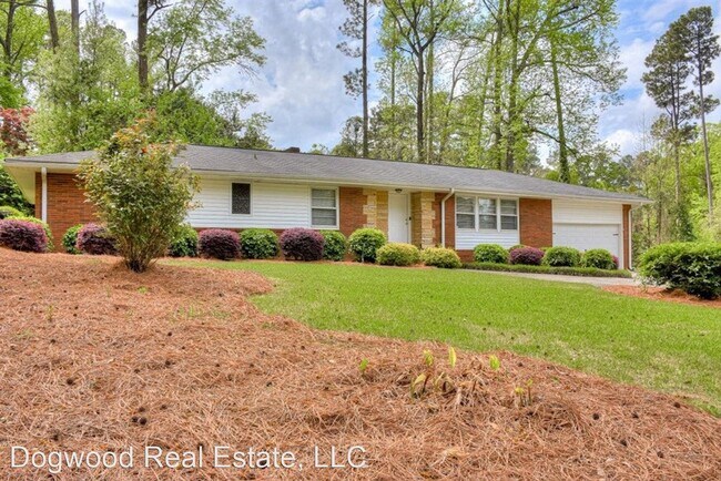 Building Photo - 4 br, 2 bath House - 511 Henderson Dr