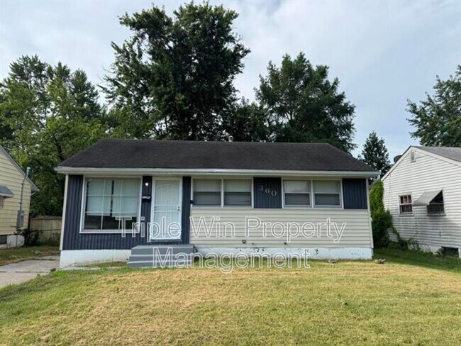 Photo - 360 Shepley Dr House