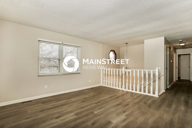 Foto del edificio - 3 Bedroom Pet-Friendly Home in St. Louis, MO with Main Street Renewal