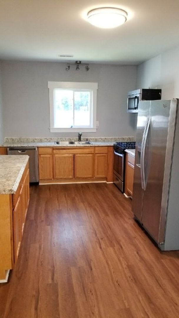 Building Photo - Single Family Downtown Wilmington