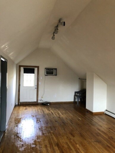 Foto del edificio - 2043 42nd St