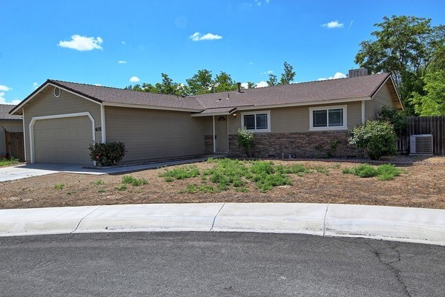 Building Photo - Beautiful 3 Bedroom Fernley Home