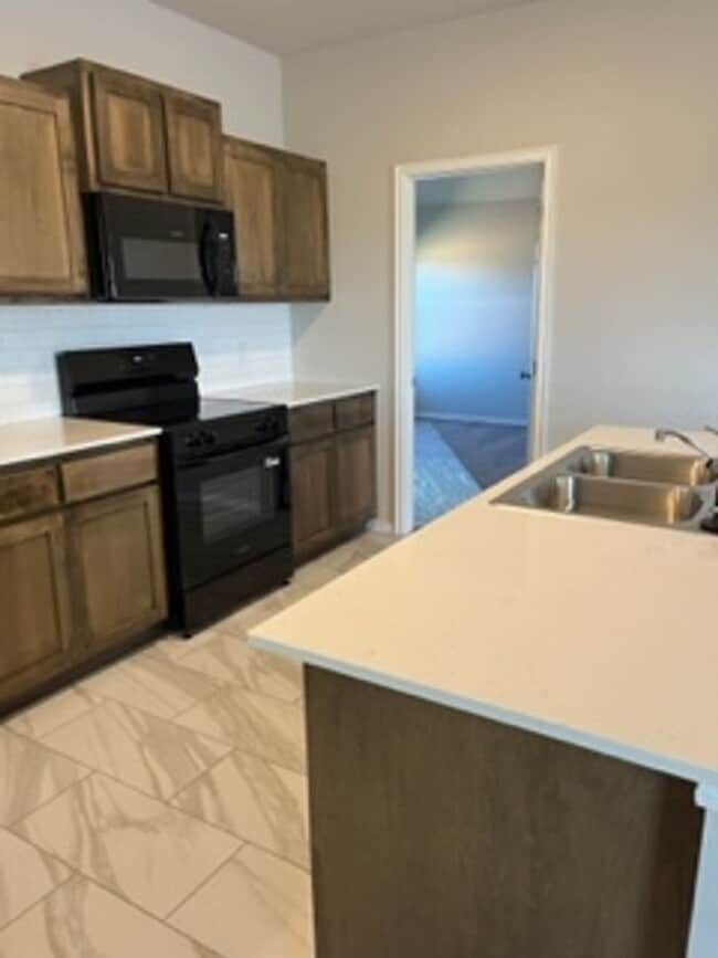 Building Photo - 19533 Conway Dr