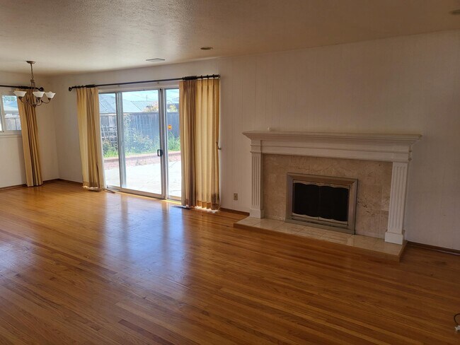 Building Photo - 1538 Belleville Way