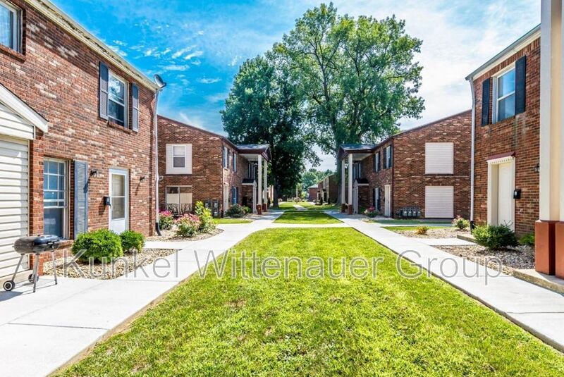 Foto principal - 1815 Jamestown Rd