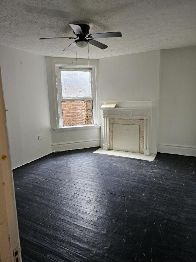 Building Photo - 2103 Perrysville Ave