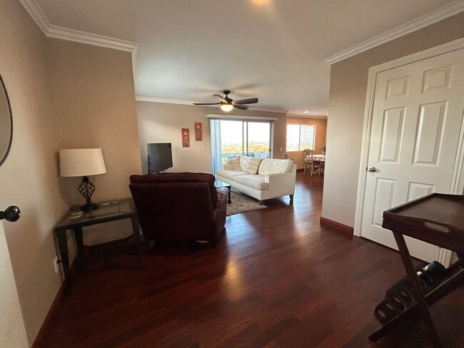 Foto del edificio - Rent Today!! Stunning Furnished 3-Bedroom ...