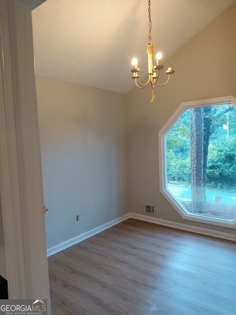 Building Photo - 257 Castleair Dr NE