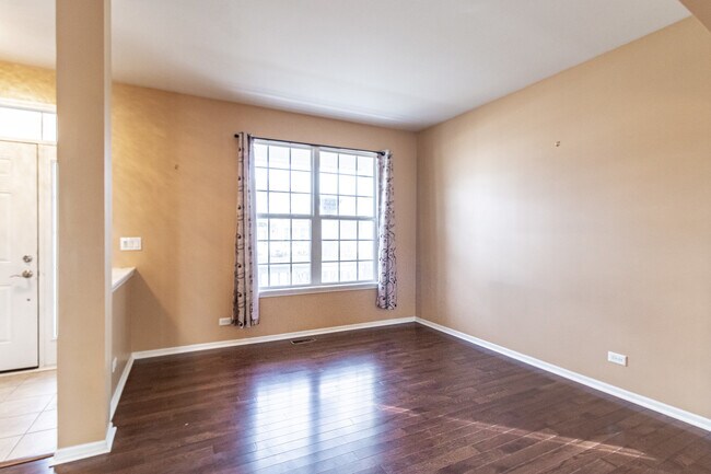 Foto del edificio - 3120 Concord Ln