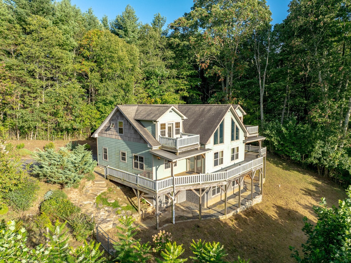 Foto principal - 452 Lotawatah Dr