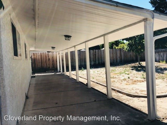 Foto del edificio - 3 br, 2 bath House - 1130 E. C St.