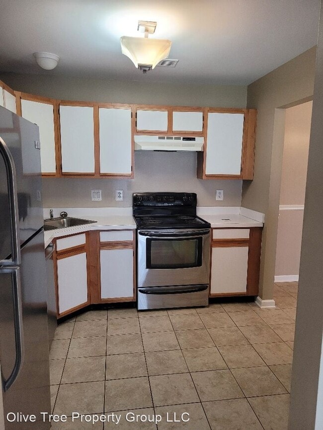 Building Photo - 2 br, 2 bath House - 100-4 Timberlake Terrace