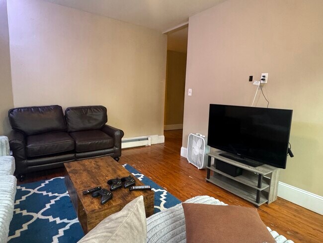 Foto del edificio - 38 Hillside St